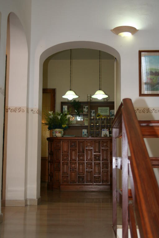 Hotel Gabry Монтеспертоли Екстериор снимка