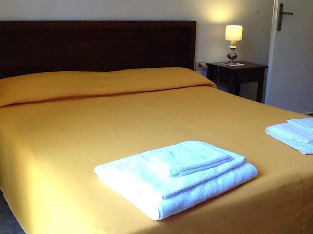 Hotel Gabry Монтеспертоли Екстериор снимка